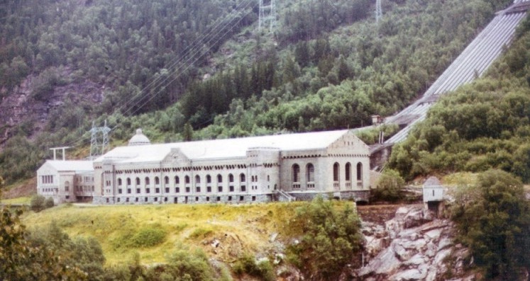 Das Bild zeigt ein Speicherkraftwerk in Norwegen. 